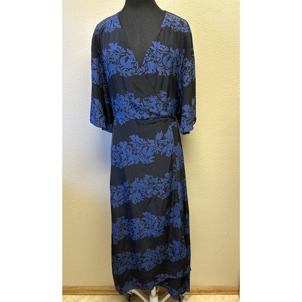 Burning Torch Womens Medium Short Sleeve Silk Cashmere Blend Wrap Dress Coquette